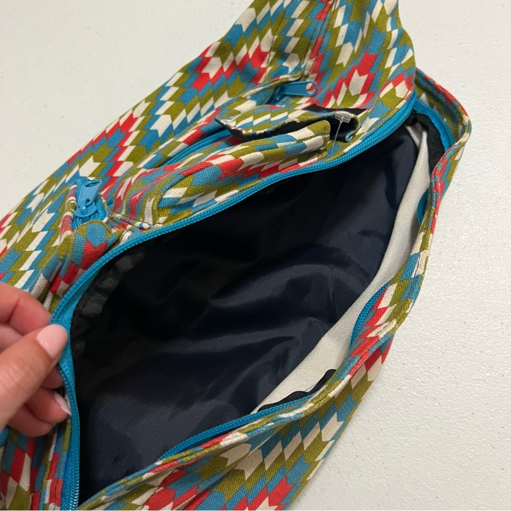 Kavu Rope Sling Bag - Picture 5 of 8